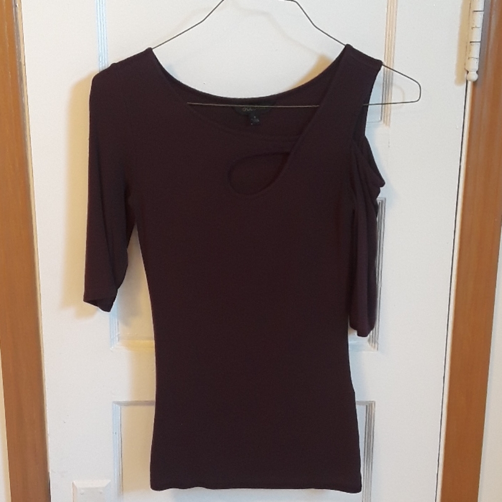 DISCOUNTED! Peek-a-boo shoulder half sleeved shirt